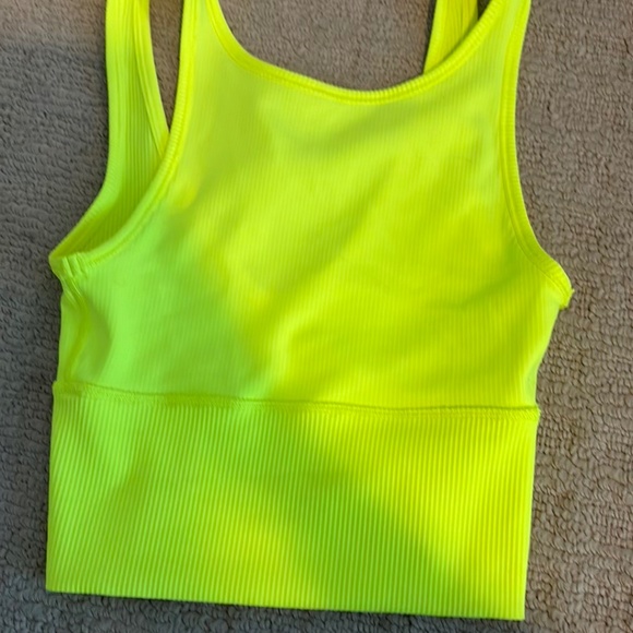 Lululemon power pivot tank - Picture 1 of 3